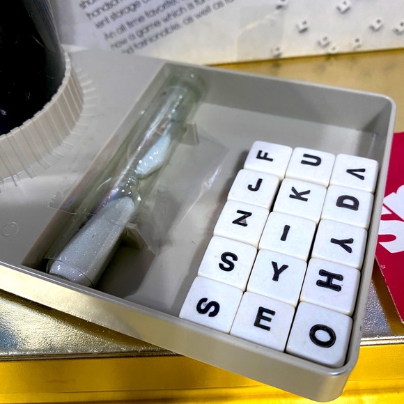 VINTAGE 70’s GAME PARKER BROTHEZrS SPILL & SPELL 15 CUBE CROSSWORD GAME COMPLETE - Picture 3 of 12